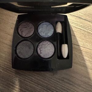 Chanel eye shadow palette  Astrale